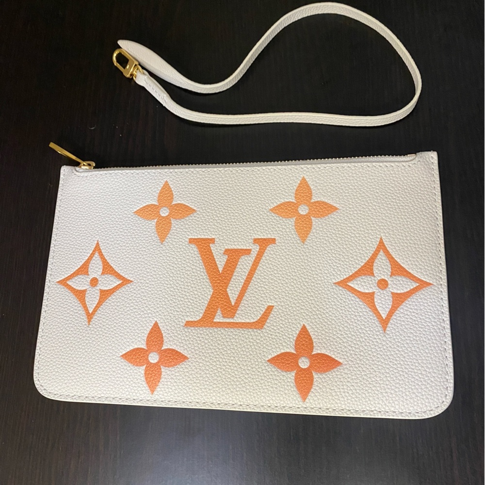 Louis Vuitton Empreinte Neverfull MM Pochette